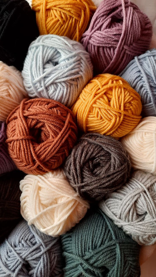 Why Wool is the Best Fabric for Cold Weather